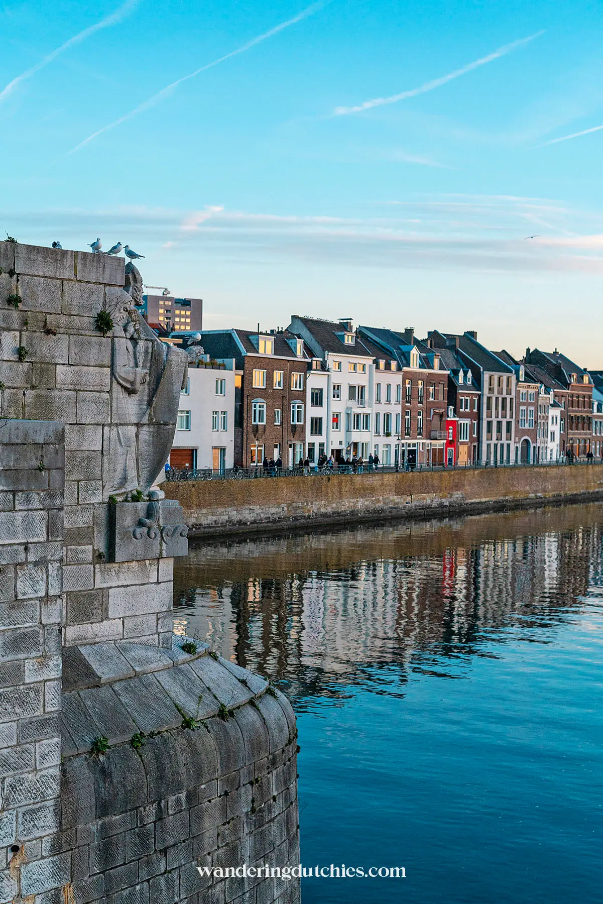 Uitzicht vanaf de Sint Servaasbrug in Maastricht