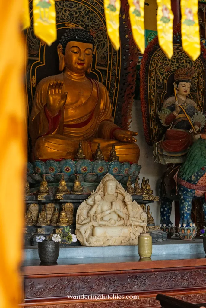 Boeddhabeeld in de tempel van Pairi Daiza